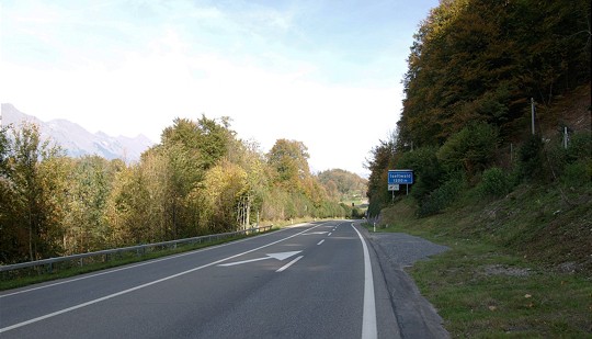  A8 westlich des Sengtunnels 