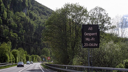  Nachtsperrungen A8
 