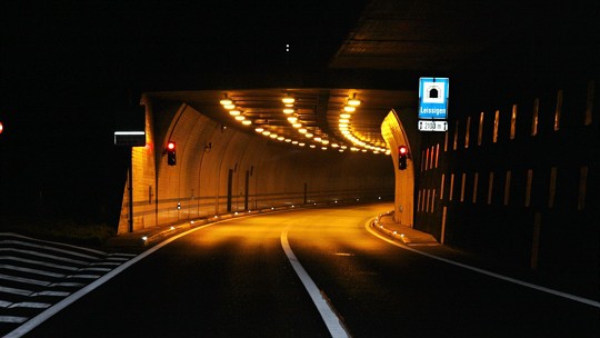  A8 Leissigentunnel 