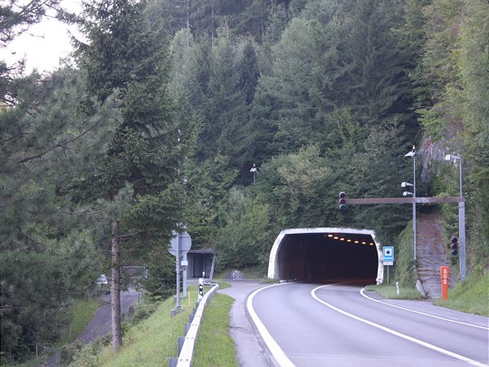  A8 Giessbachtunnel 